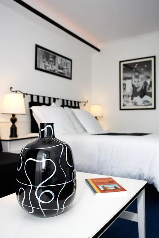 Le Relais Des Chartreux Hotel Saulx-les-Chartreux 3*,  France